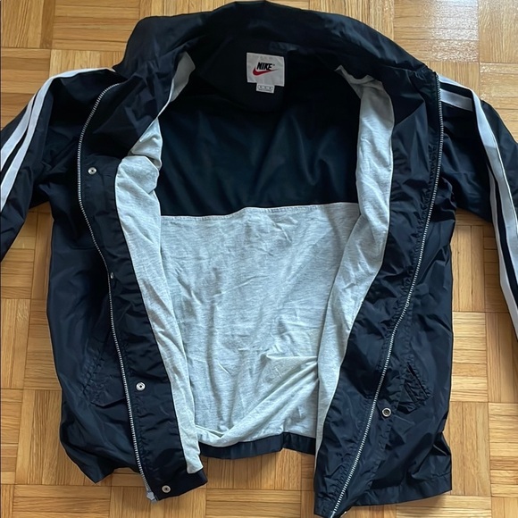 Nike Black Jacket - Picture 7 of 15